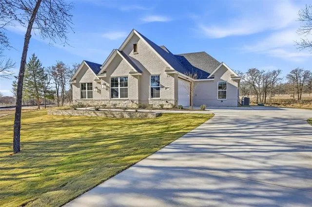 $539,900 | 1053 Llano Way, Poolville, TX 76487