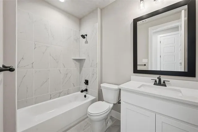 $539,900 | 1053 Llano Way, Poolville, TX 76487