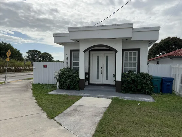 $430,000 | 12202 Southwest 216th Street, Miami, FL 33170
