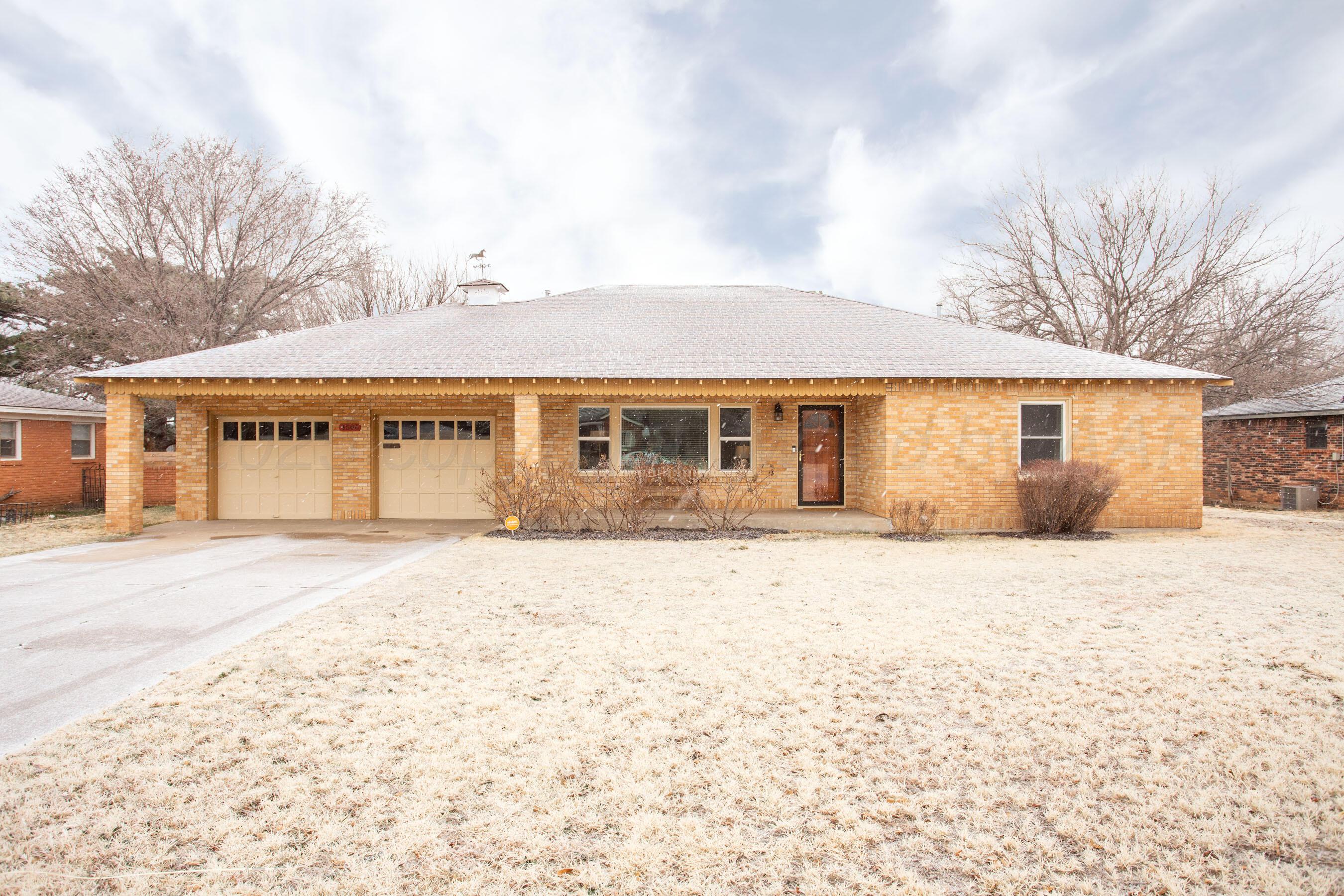 4506 Southwest 3rd Avenue Amarillo, TX 79106 - Photo 1 of 31 Front 1