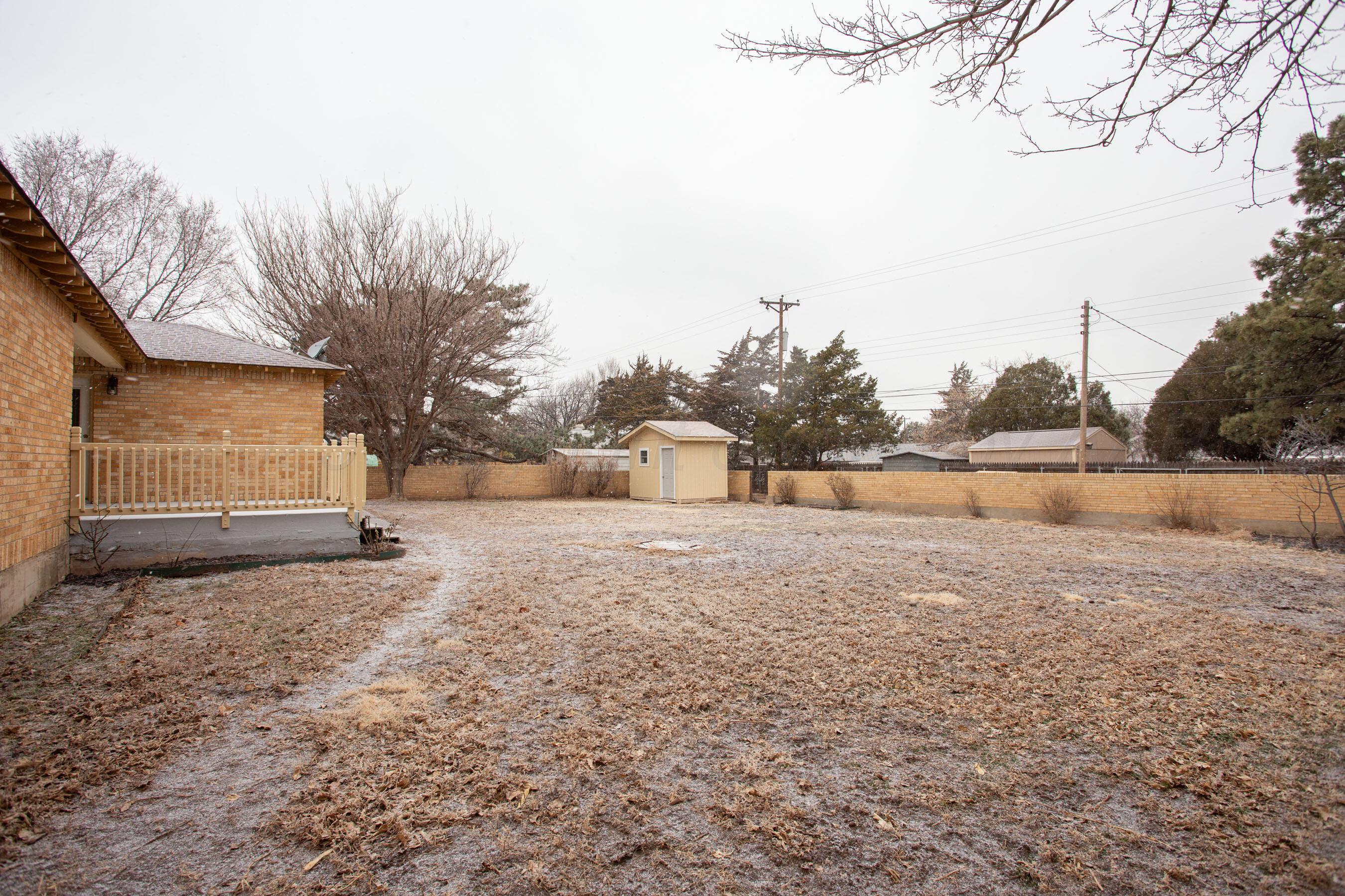 4506 Southwest 3rd Avenue Amarillo, TX 79106 - Photo 28 of 31 back yard 1