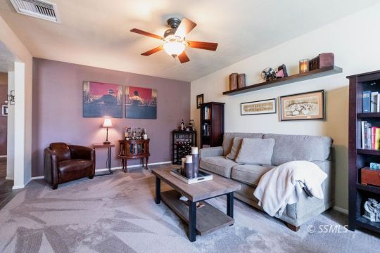 908 North Inyo Street Ridgecrest, CA 93555 - Photo 7 of 46 a living room with furniture