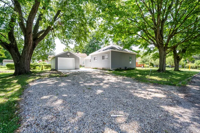 $269,900 | 308 North Elm Street, Three Oaks, MI 49128