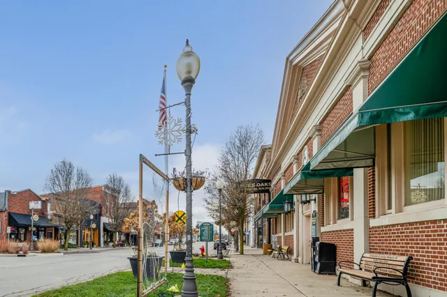 $269,900 | 308 North Elm Street, Three Oaks, MI 49128