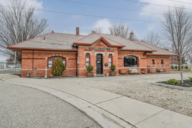 $269,900 | 308 North Elm Street, Three Oaks, MI 49128