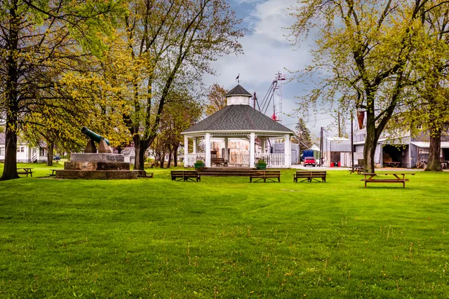 $269,900 | 308 North Elm Street, Three Oaks, MI 49128