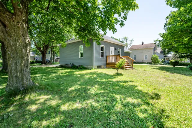 $269,900 | 308 North Elm Street, Three Oaks, MI 49128
