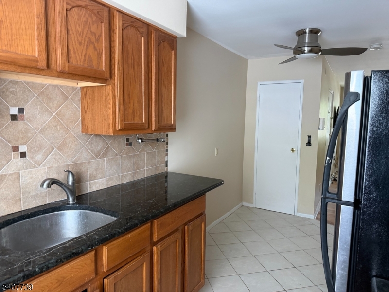 17 South Valley Road, Unit 9 West Orange, NJ 07052 - Photo 8 of 15