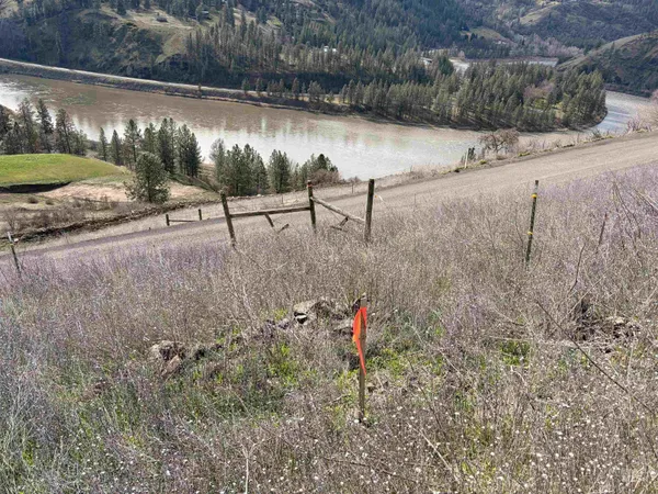 $225,000 | 36171 River Road, Lenore, ID 83541