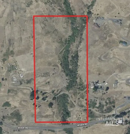 $225,000 | 36171 River Road, Lenore, ID 83541