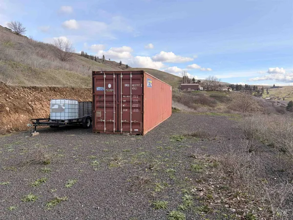 $225,000 | 36171 River Road, Lenore, ID 83541