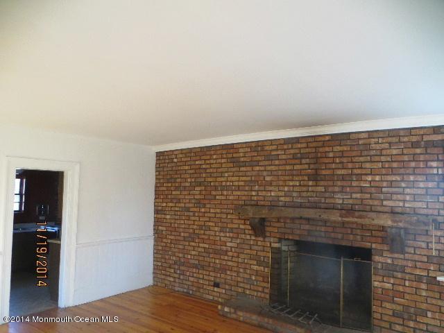 219 Ravine Drive Matawan, NJ 07747 - Photo 5 of 17 IMG_6630