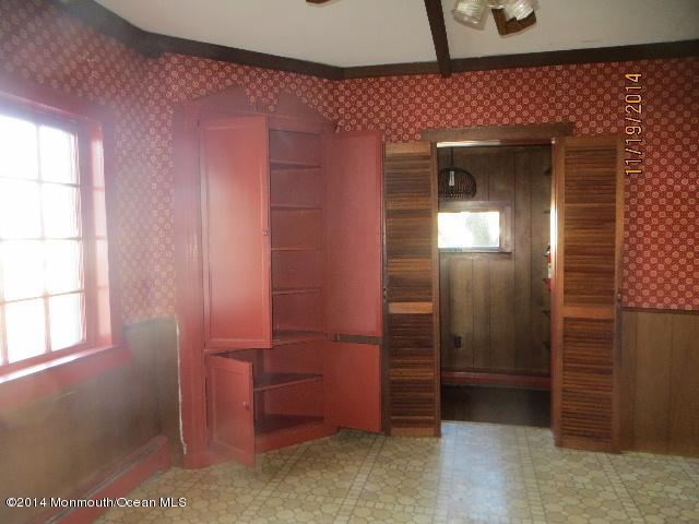 219 Ravine Drive Matawan, NJ 07747 - Photo 7 of 17 IMG_6632