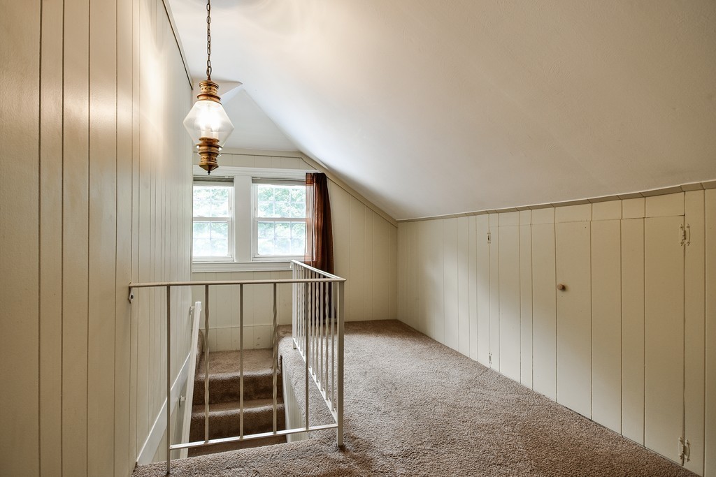 9 Oak Knoll Road Natick, MA 01760 - Photo 17 of 29 Gallery Image 17