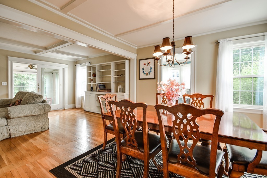 9 Oak Knoll Road Natick, MA 01760 - Photo 7 of 29 Gallery Image 7
