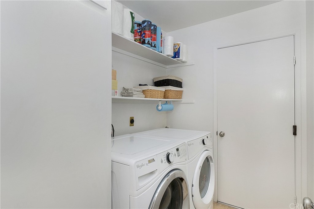 17241 Candleberry Irvine, CA 92612 - Photo 12 of 24 a utility room with dryer and washer
