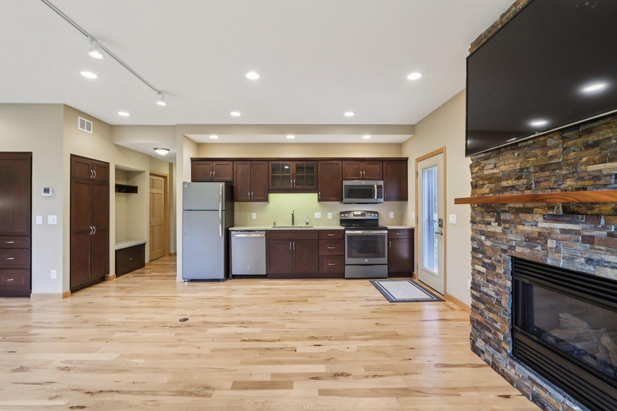 2445 East Gaston Road Cottage Grove, WI 53527 - Photo 26 of 86