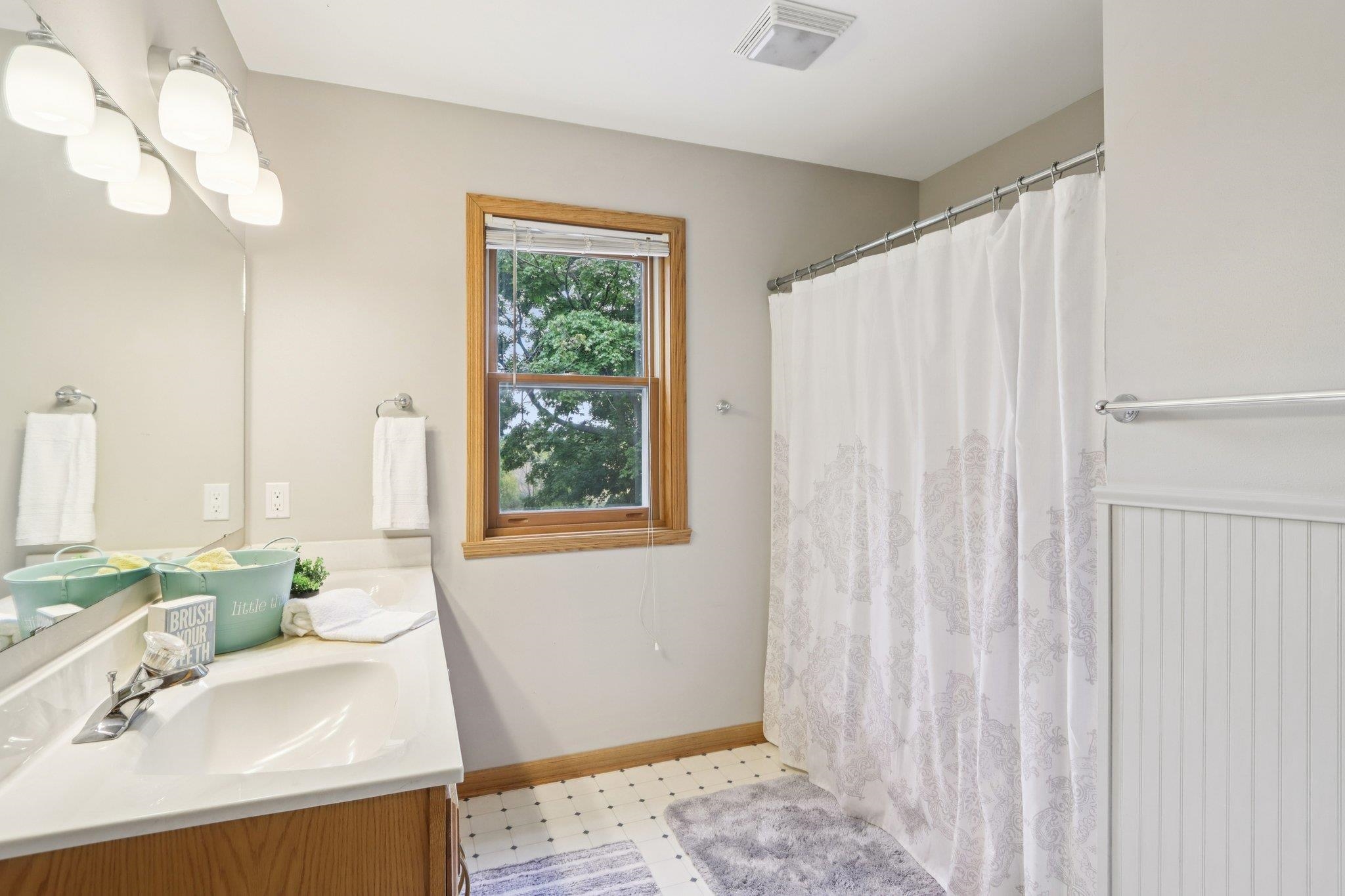 2445 East Gaston Road Cottage Grove, WI 53527 - Photo 40 of 86