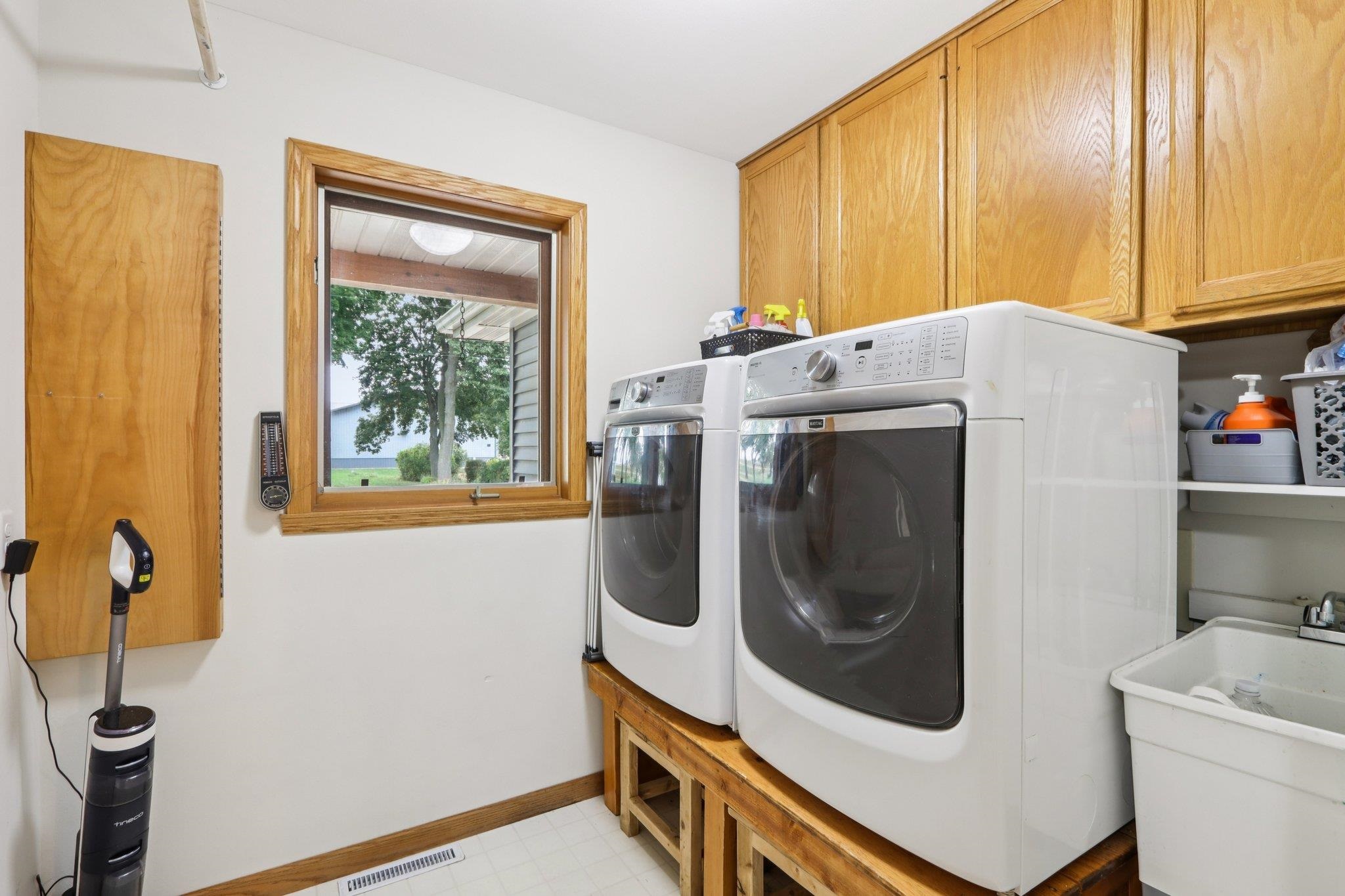 2445 East Gaston Road Cottage Grove, WI 53527 - Photo 48 of 86