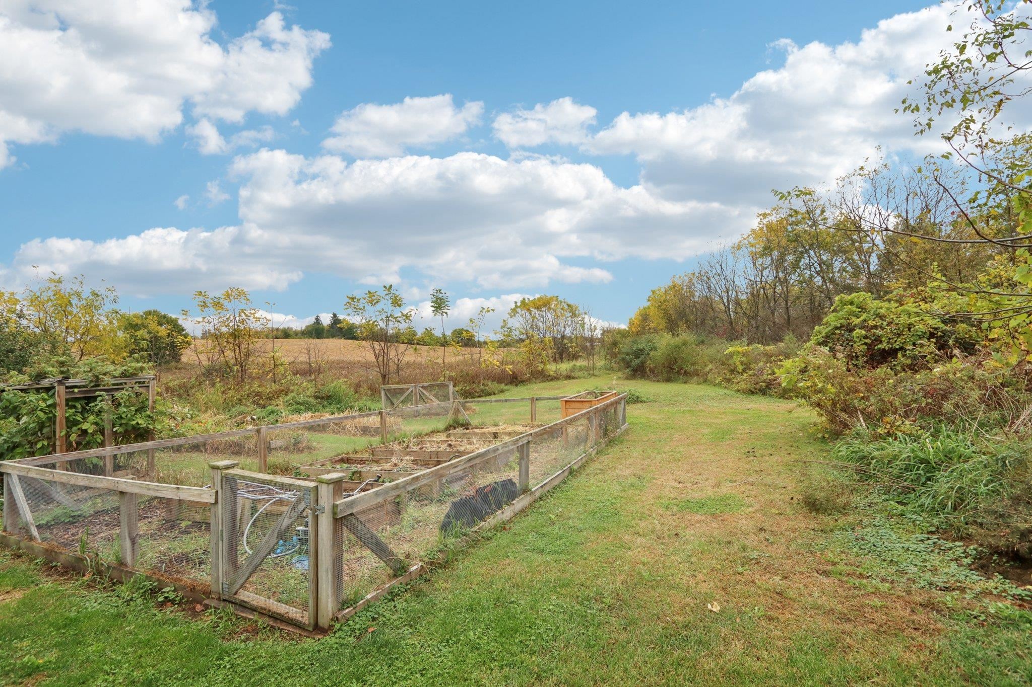 2445 East Gaston Road Cottage Grove, WI 53527 - Photo 77 of 86