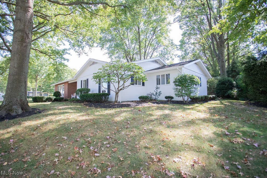 220 Southview Road Canfield, OH 44406 - Photo 2 of 24 Gallery Image 2
