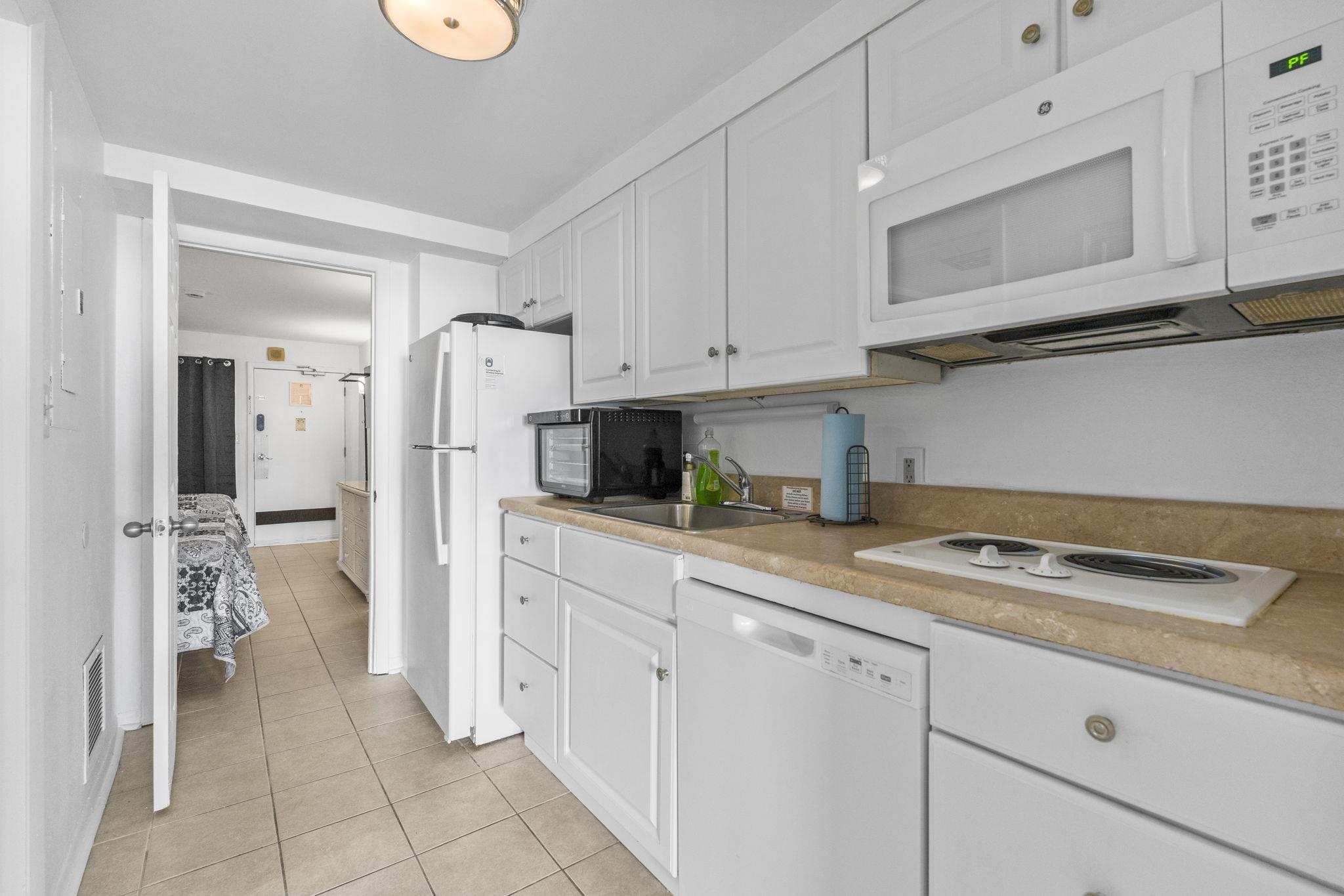 2406 North Ocean Boulevard, Unit 604 Myrtle Beach, SC 29577 - Photo 6 of 32