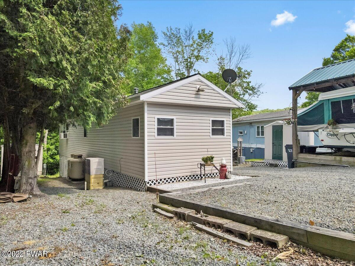 33 Hilltop Road Lake Ariel, PA 18436 - Photo 19 of 36 23-Photo_6816616_DJI_872_jpg_6730173_0_2