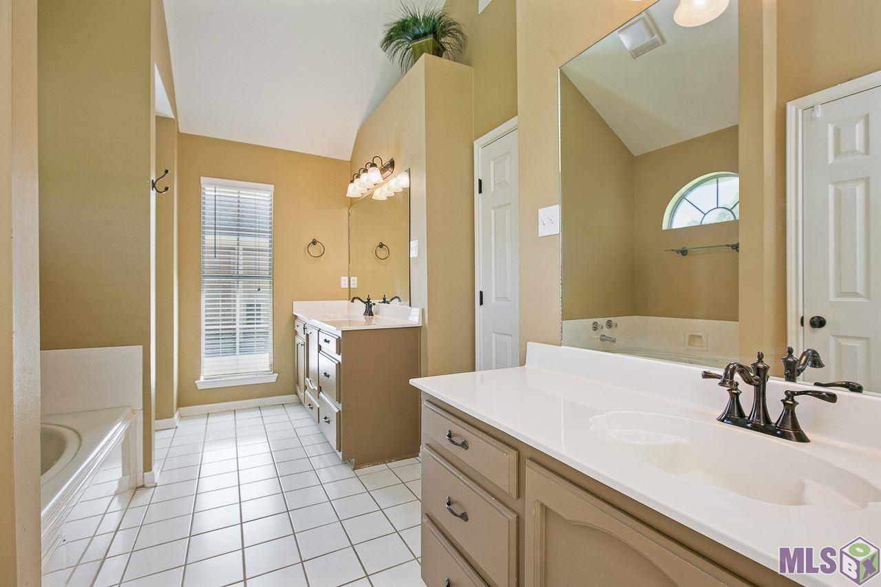 11111 Paddock Avenue Baton Rouge, LA 70816 - Photo 20 of 26