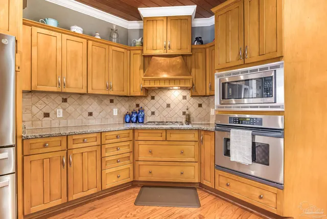 $675,000 | 946 Bucyrus Lane, Cantonment, FL 32533