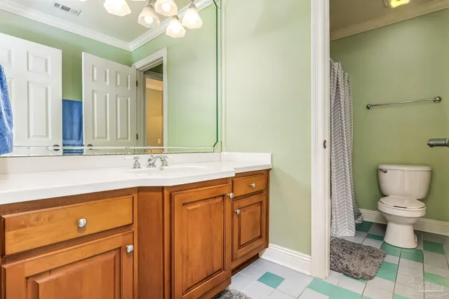 $675,000 | 946 Bucyrus Lane, Cantonment, FL 32533