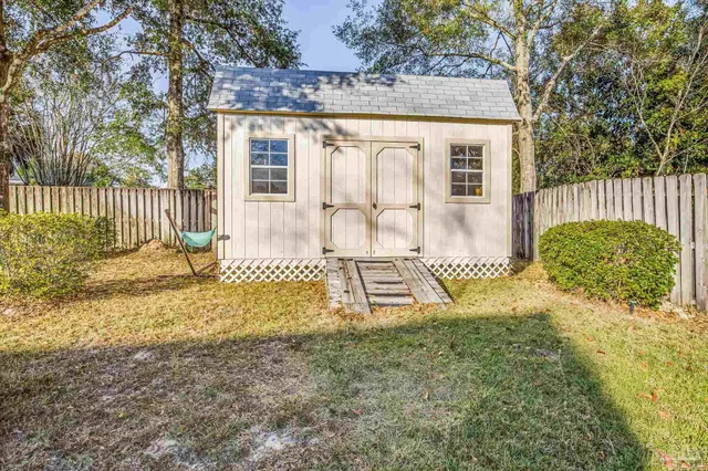 $675,000 | 946 Bucyrus Lane, Cantonment, FL 32533