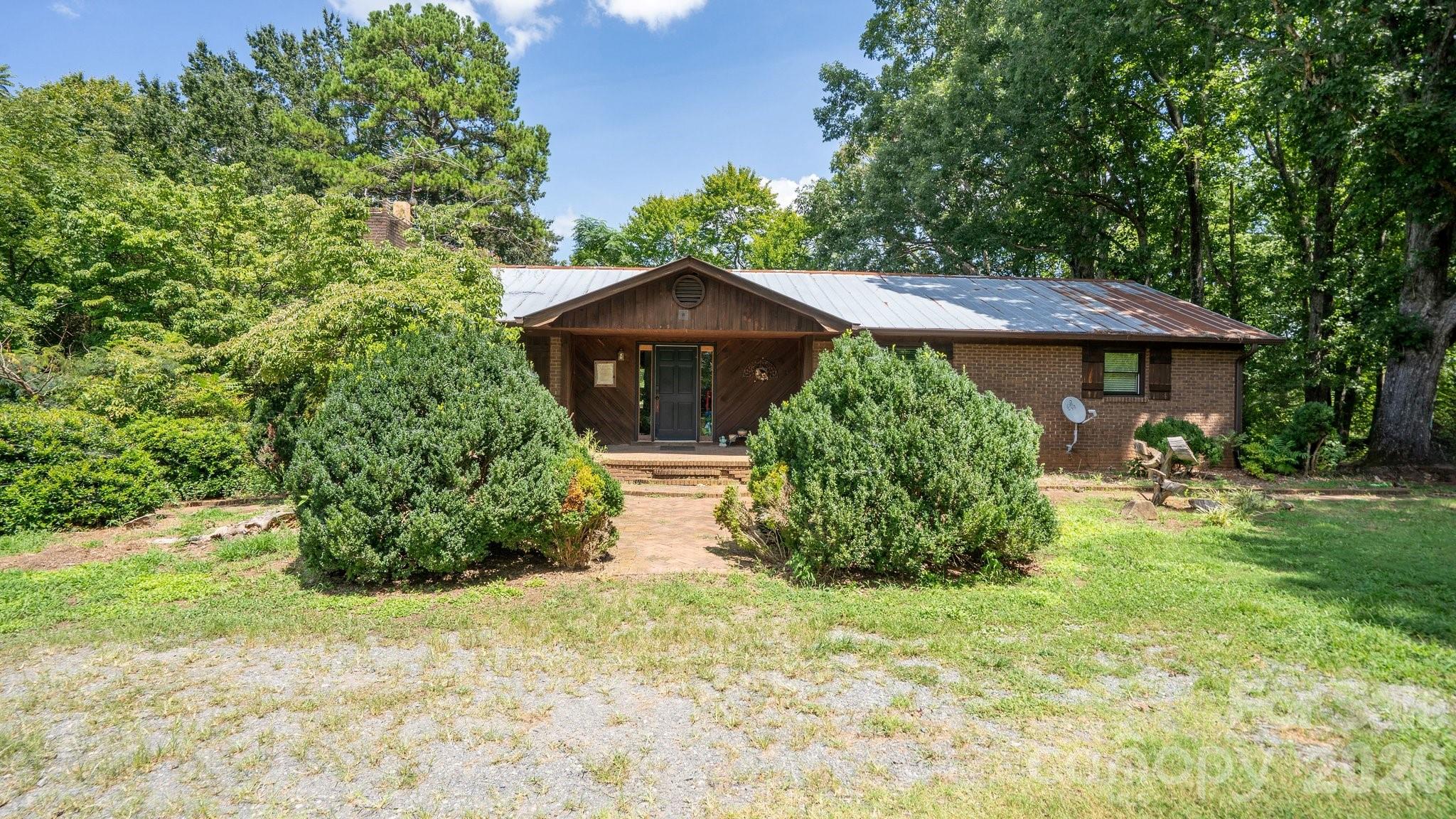 1101 Sleepy Hollow Road Midland, NC 28107 - Photo 2 of 39 Gallery Image 2