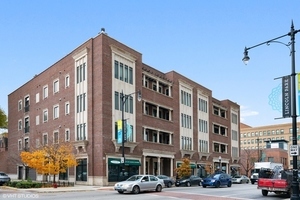 2401 North Janssen Ave Unit 402