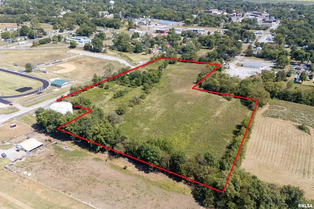 $266,000 | 0 West Main Street, McLeansboro, IL 62859