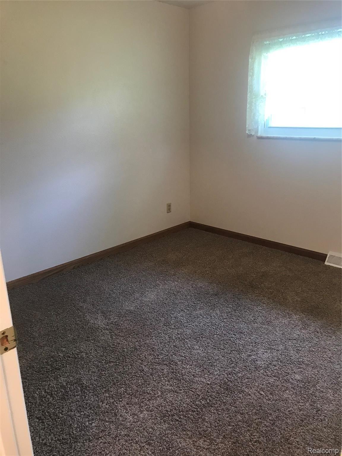 2384 West Labo Road Carleton, MI 48117 - Photo 50 of 63 IMG_8034.JPG