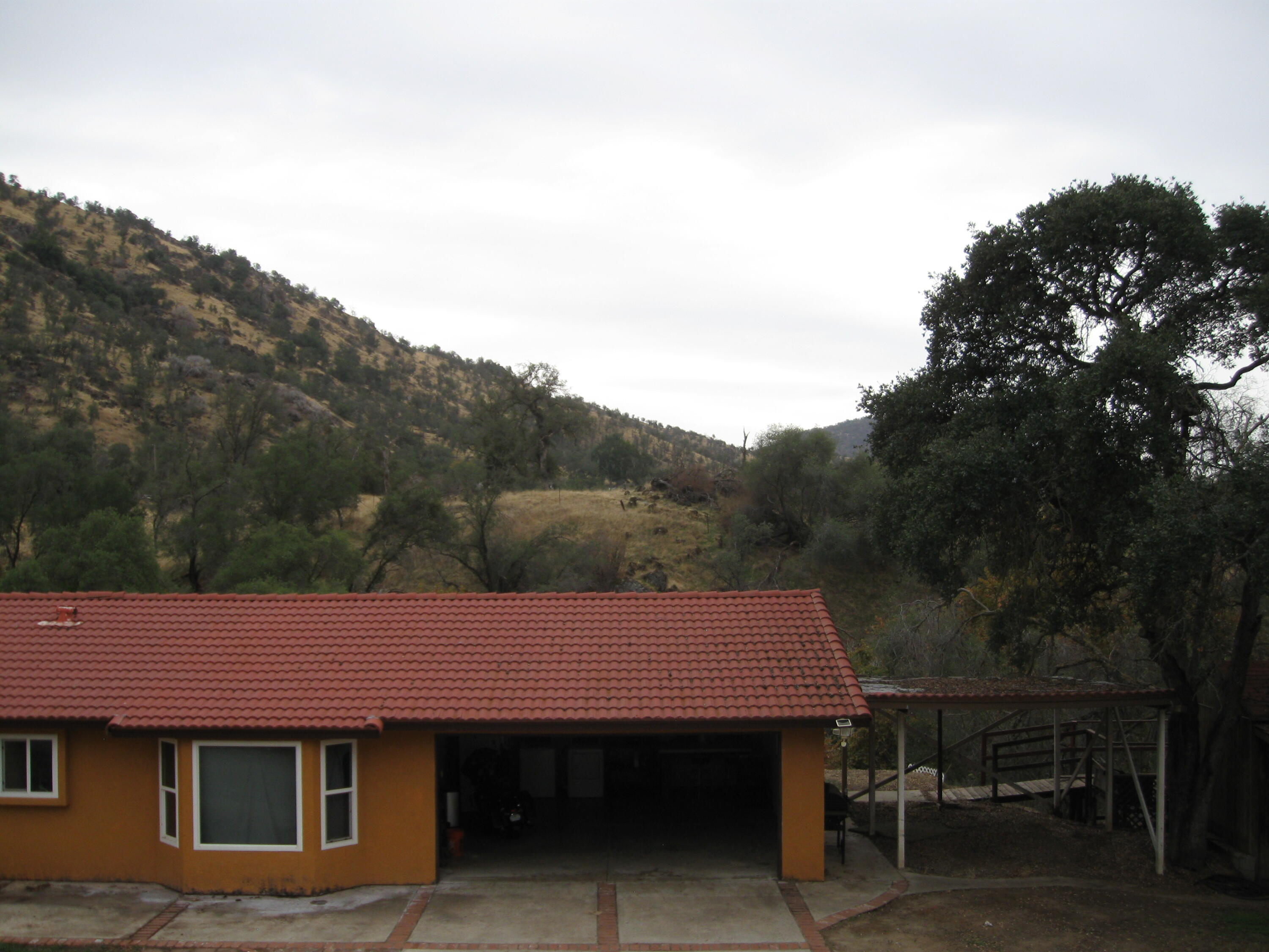 35548 Hummingbird Lane Squaw Valley, CA 93675 - Photo 4 of 33 IMG_4868
