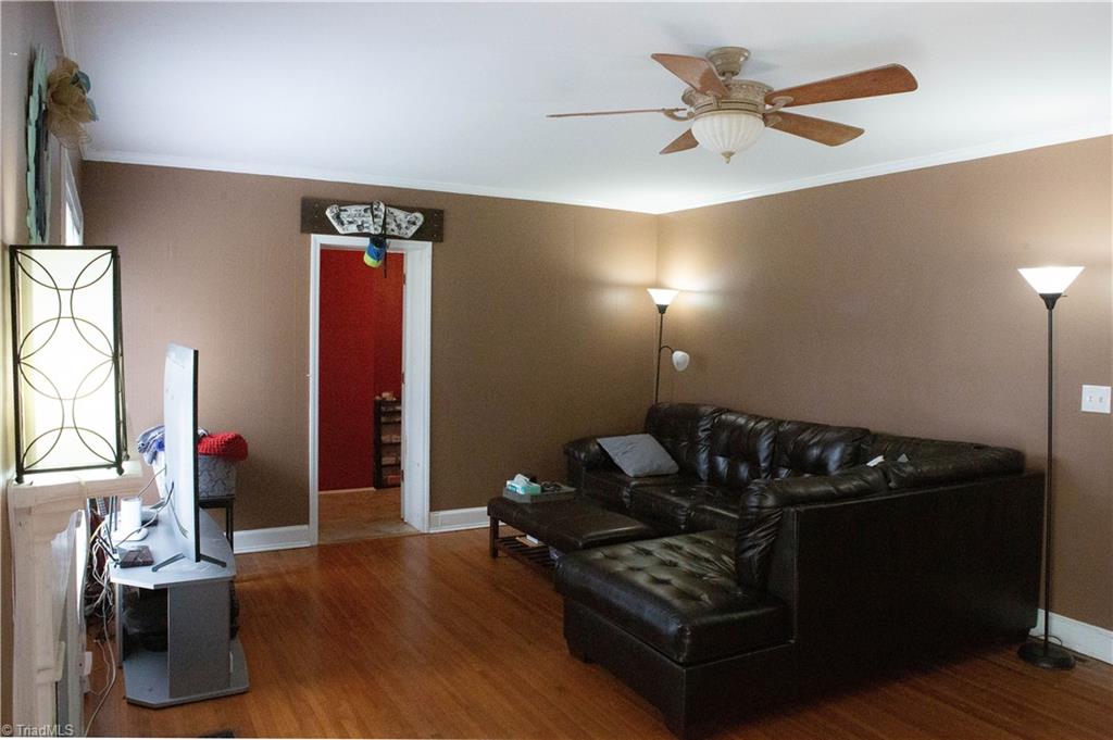 626 Rockspring Road High Point, NC 27262 - Photo 4 of 20 Gallery Image 4