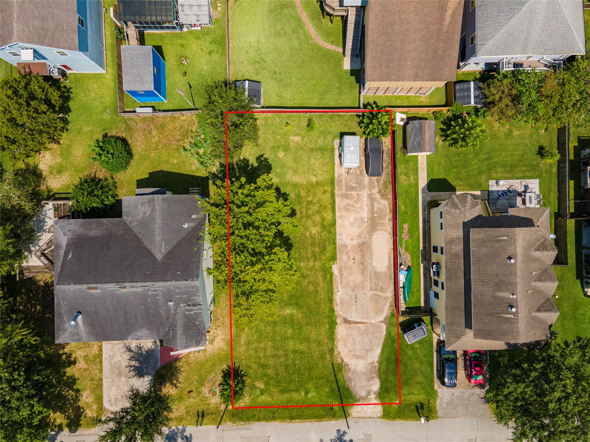 822 Cedar Road Clear Lake Shores, TX 77565 - Photo 4 of 20 an aerial view of residential houses with outdoor space and street view