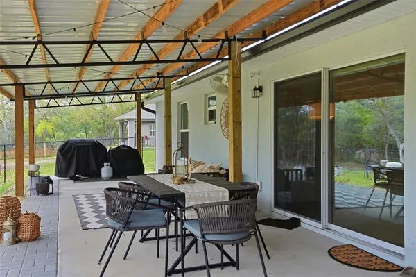 $379,900 | 12223 Peregrine Falcon Avenue, Weeki Wachee, FL 34614