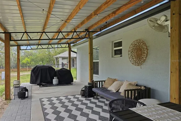 $379,900 | 12223 Peregrine Falcon Avenue, Weeki Wachee, FL 34614