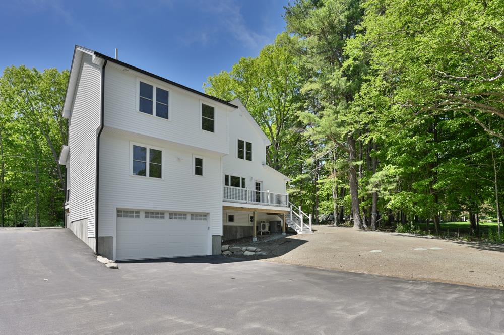 113 South Road Kensington, NH 03833 - Photo 31 of 35