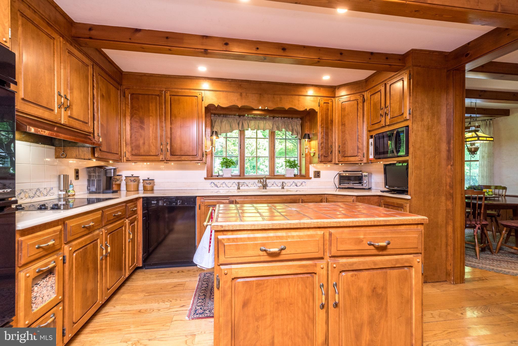 550 Swamp Road Doylestown, PA 18901 - Photo 16 of 75