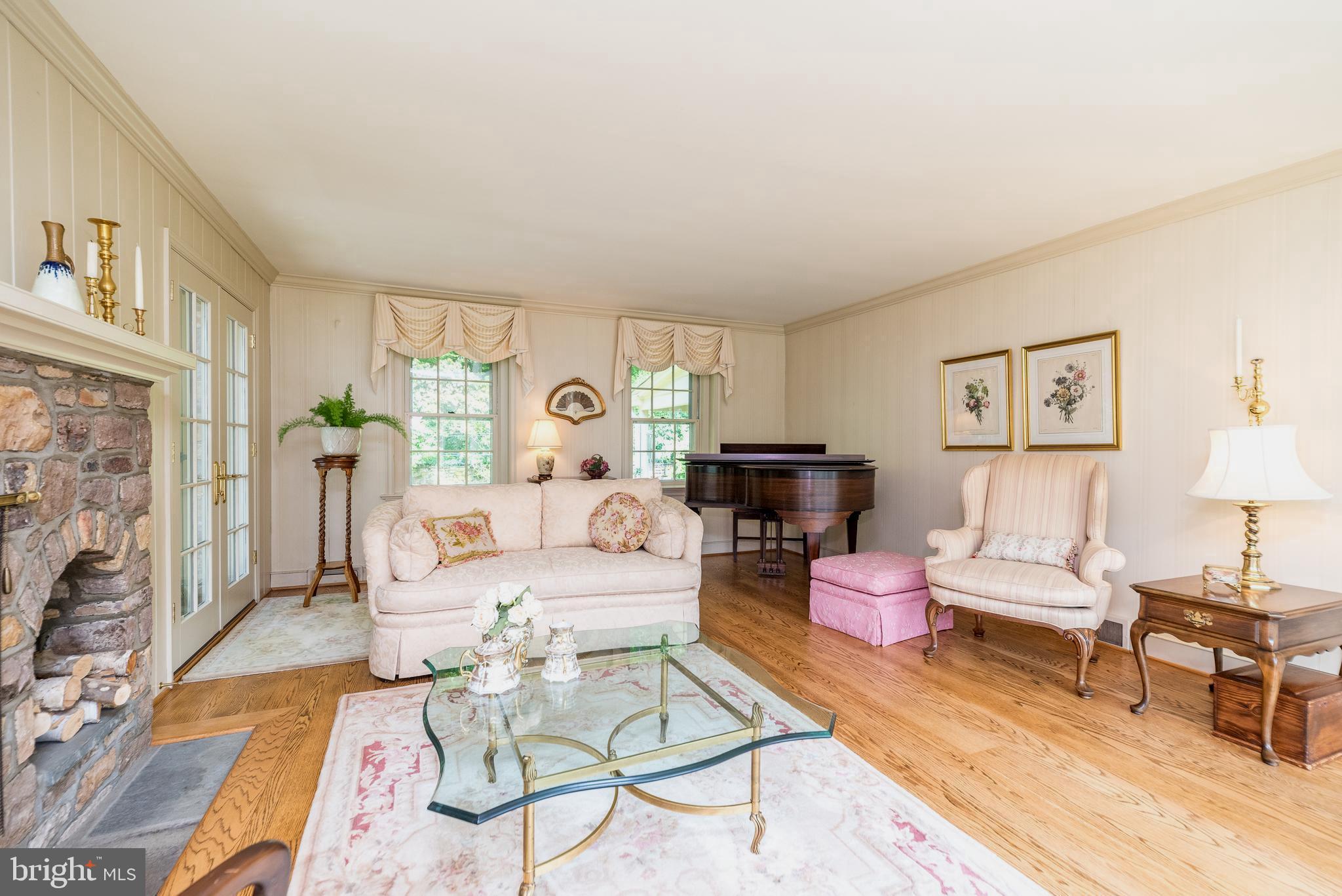 550 Swamp Road Doylestown, PA 18901 - Photo 9 of 75