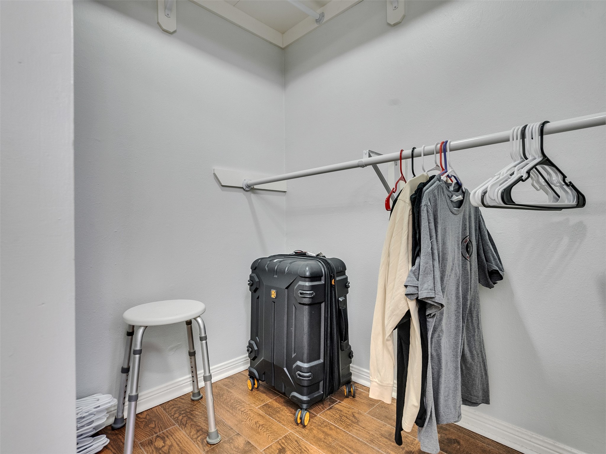 15703 Crestbrook Drive Houston, TX 77059 - Photo 42 of 50