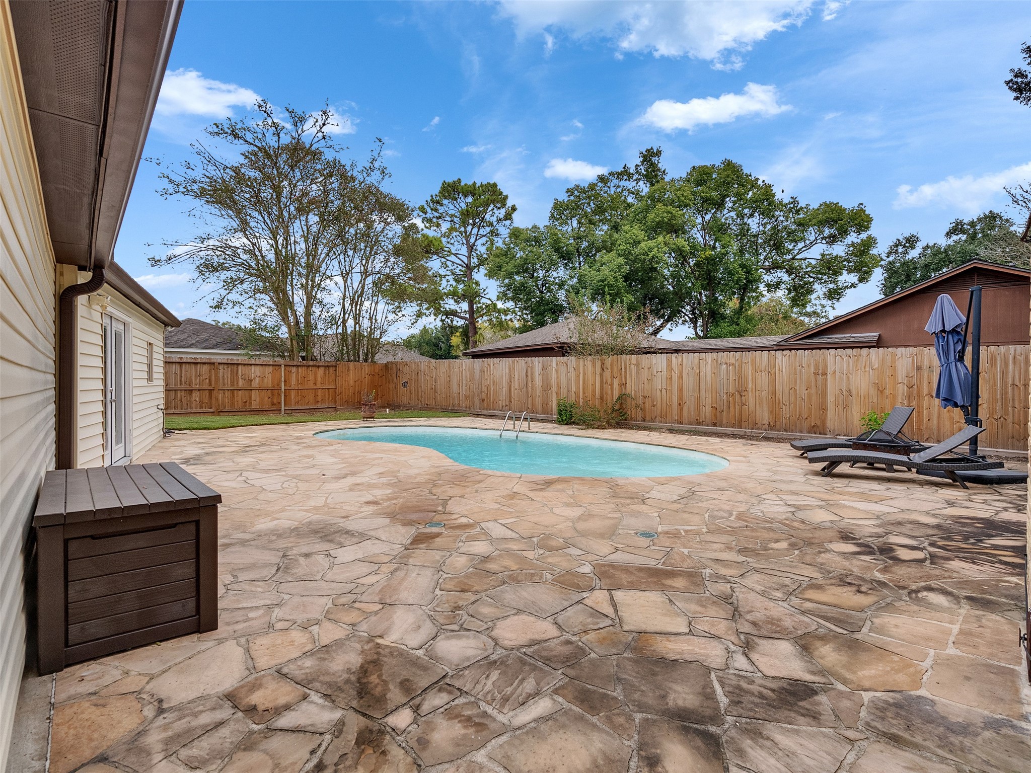 15703 Crestbrook Drive Houston, TX 77059 - Photo 43 of 50