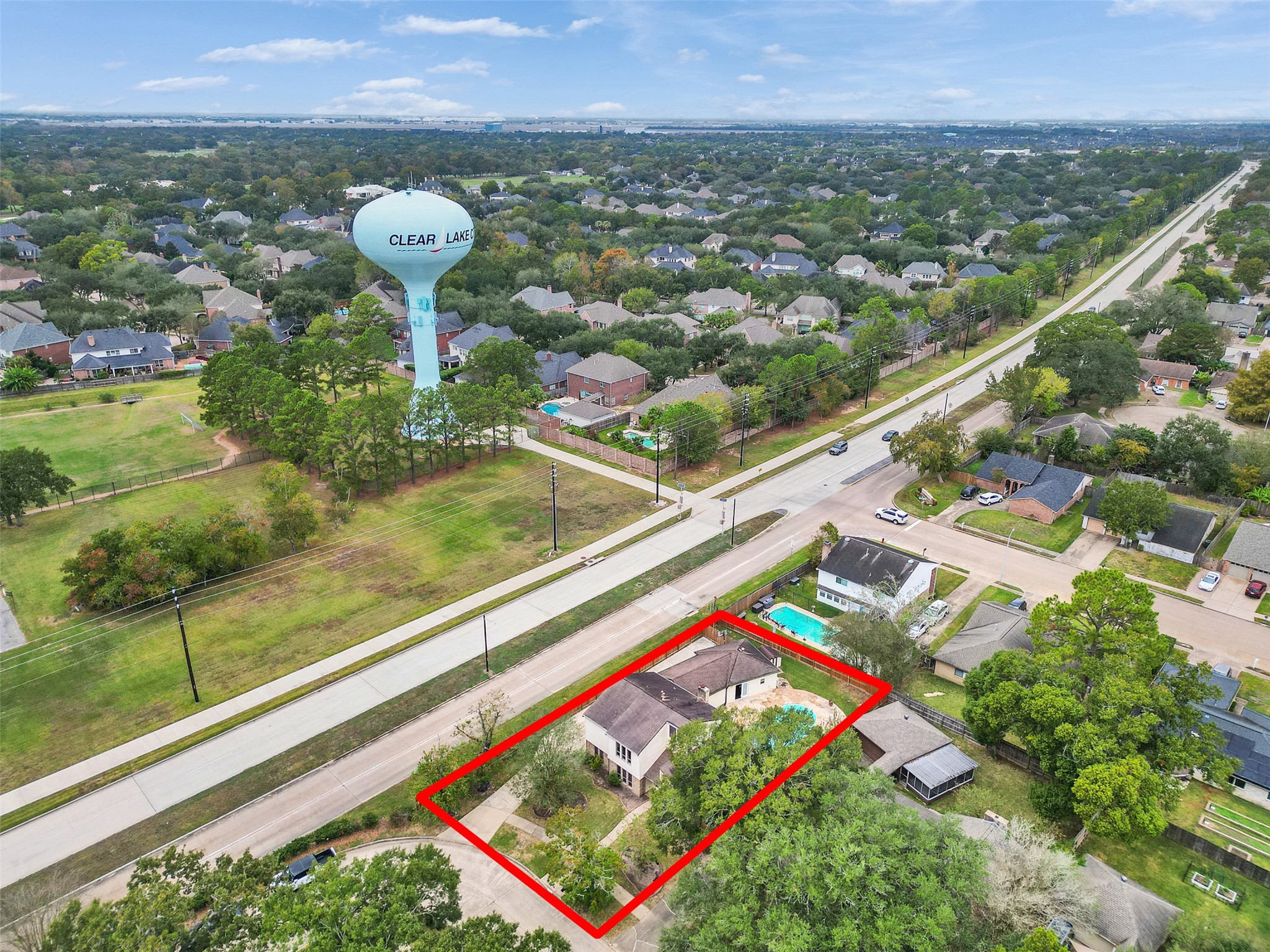 15703 Crestbrook Drive Houston, TX 77059 - Photo 8 of 50