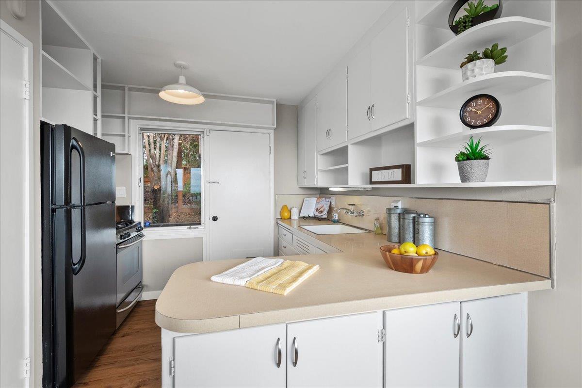 62 Arden Road, Unit 2 Berkeley, CA 94704 - Photo 8 of 17 Gallery Image 8
