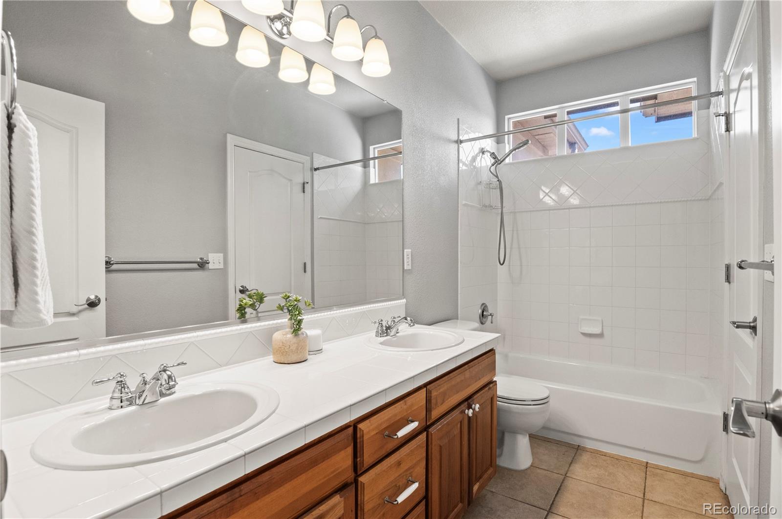 1701 South Poplar Way Denver, CO 80224 - Photo 17 of 26