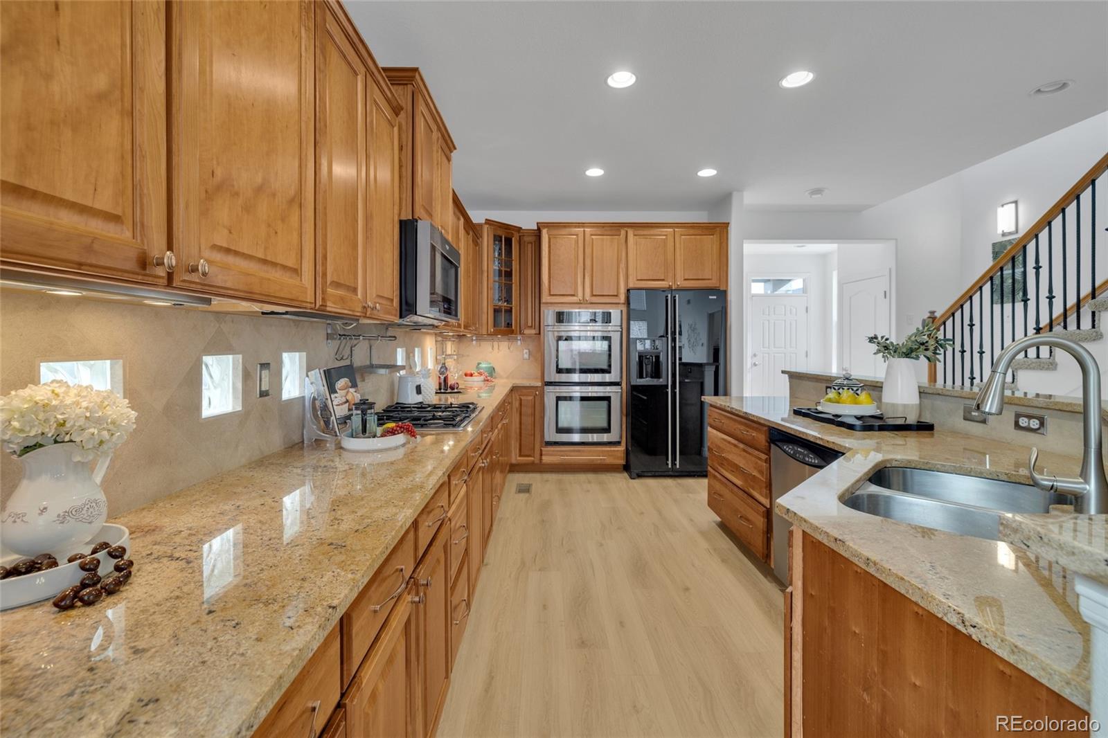 1701 South Poplar Way Denver, CO 80224 - Photo 7 of 26