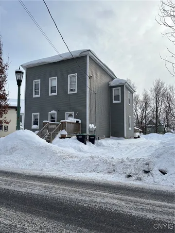 $1,200 | 338 Academy Street, Watertown, NY 13601